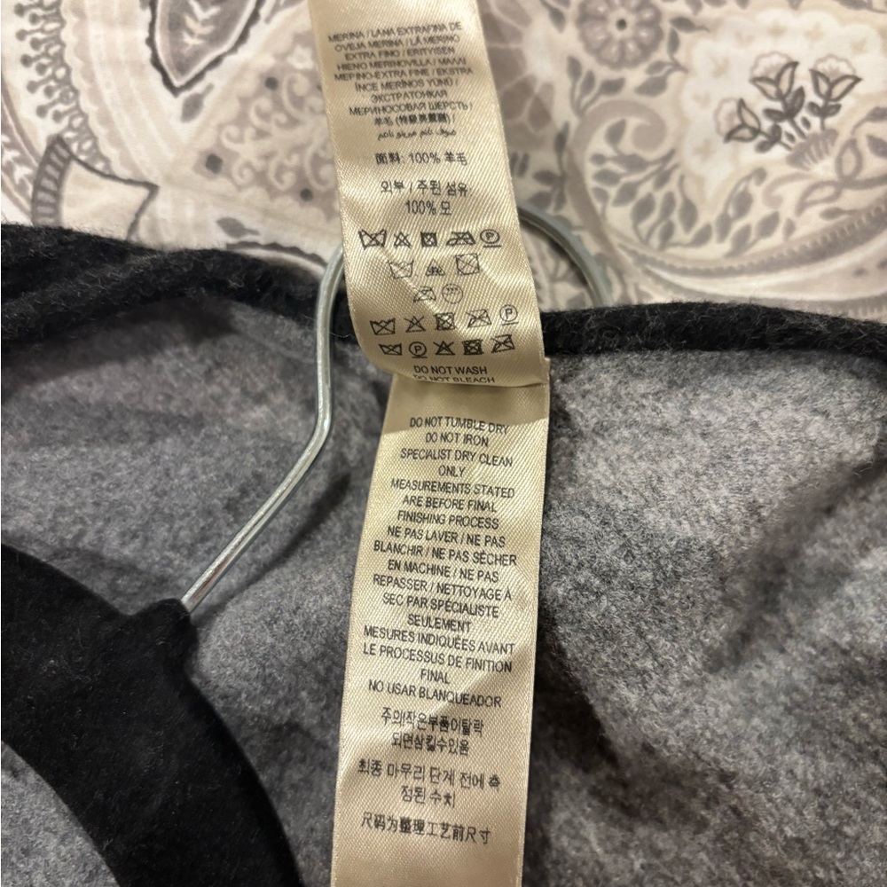 BURBERRY BLACK CHARCOAL GRAY "CHARLOTTE" REVERSIBLE CHECK PONCHO CAPE JACKET - Picture 7 of 7